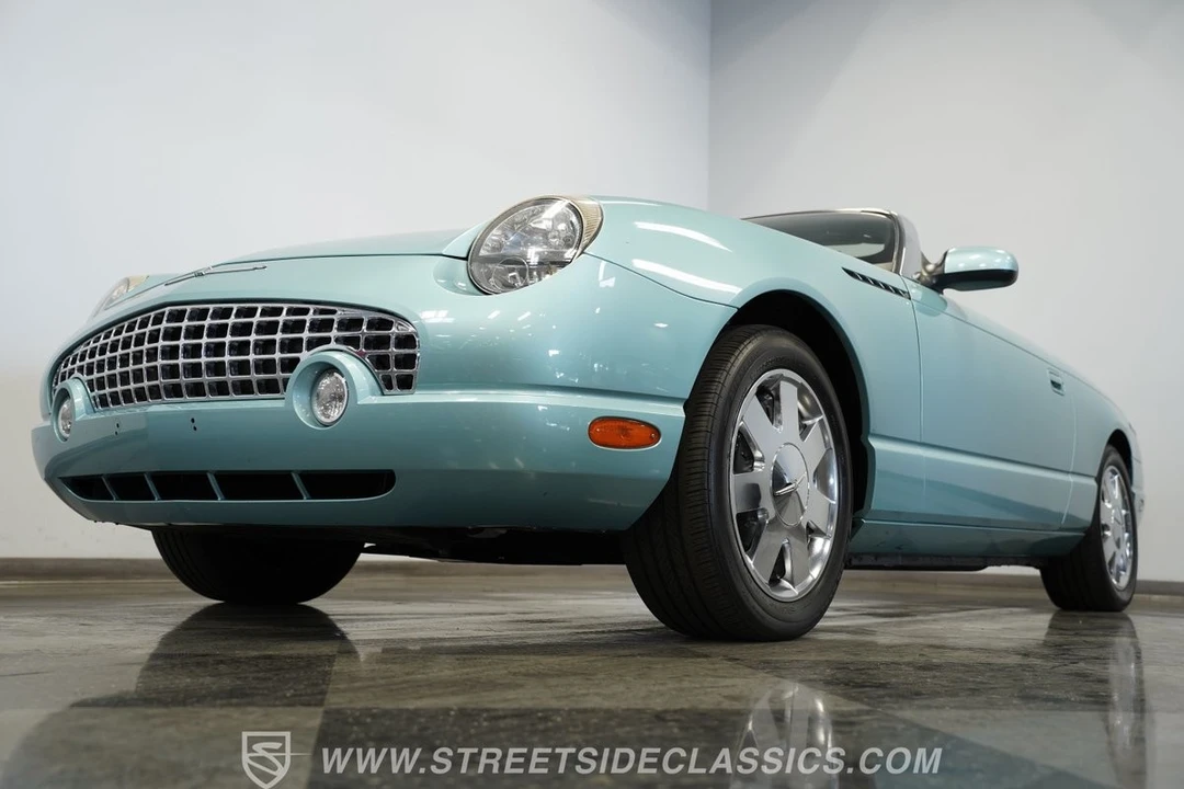 2002 Ford Thunderbird 11th Gen - Image 20 of 31