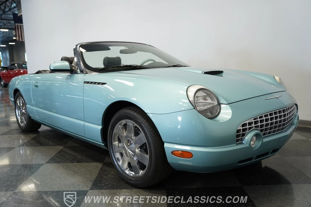 2002 Ford Thunderbird 11th Gen - Image 17 of 21