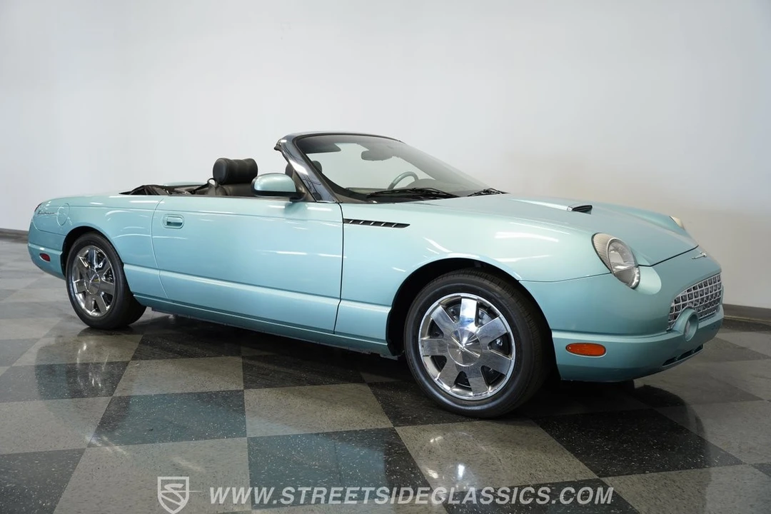 2002 Ford Thunderbird 11th Gen - Image 16 of 31