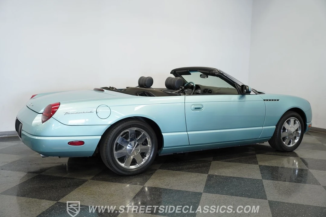 2002 Ford Thunderbird 11th Gen - Image 13 of 21
