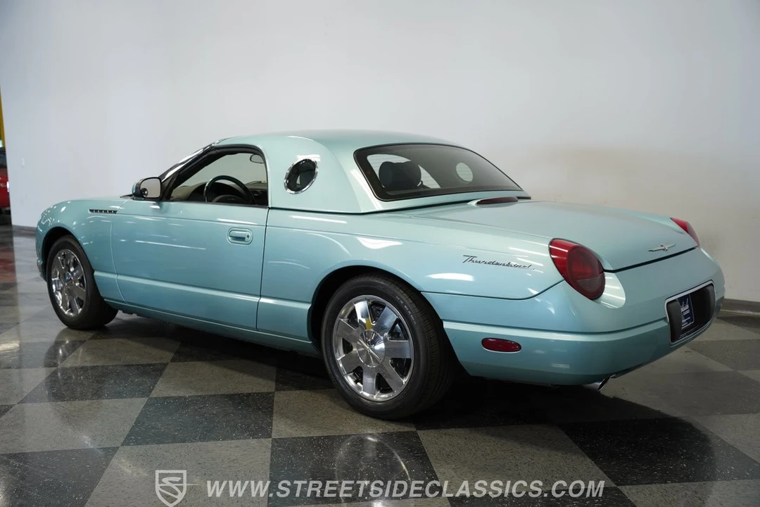 2002 Ford Thunderbird 11th Gen - Image 25 of 31