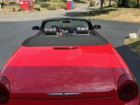 2002 Ford Thunderbird 11th Gen - Image 4 of 9