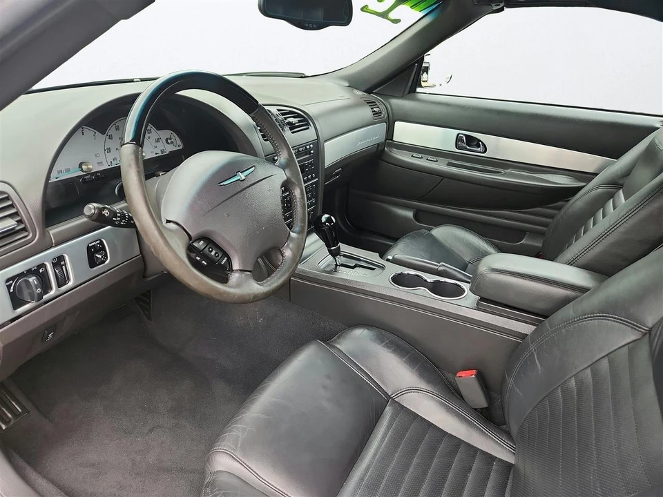 2002 Ford Thunderbird 11th Gen - Image 9 of 30