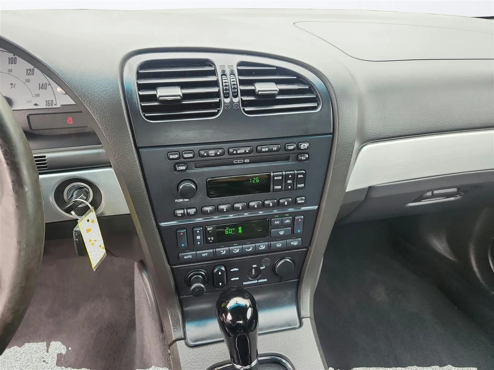 2002 Ford Thunderbird 11th Gen - Image 14 of 30