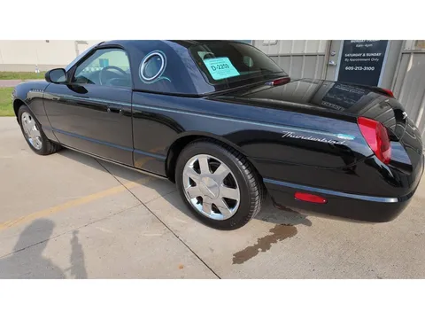 2002 Ford Thunderbird