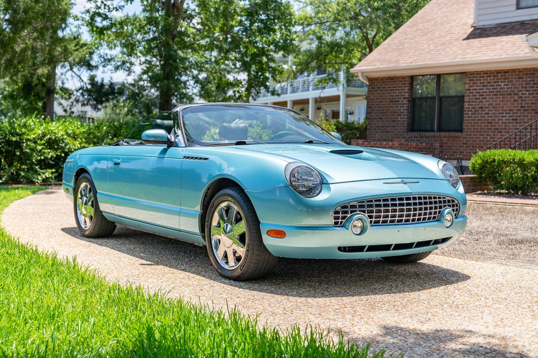 2002 Ford Thunderbird 11th Gen - Image 9 of 31