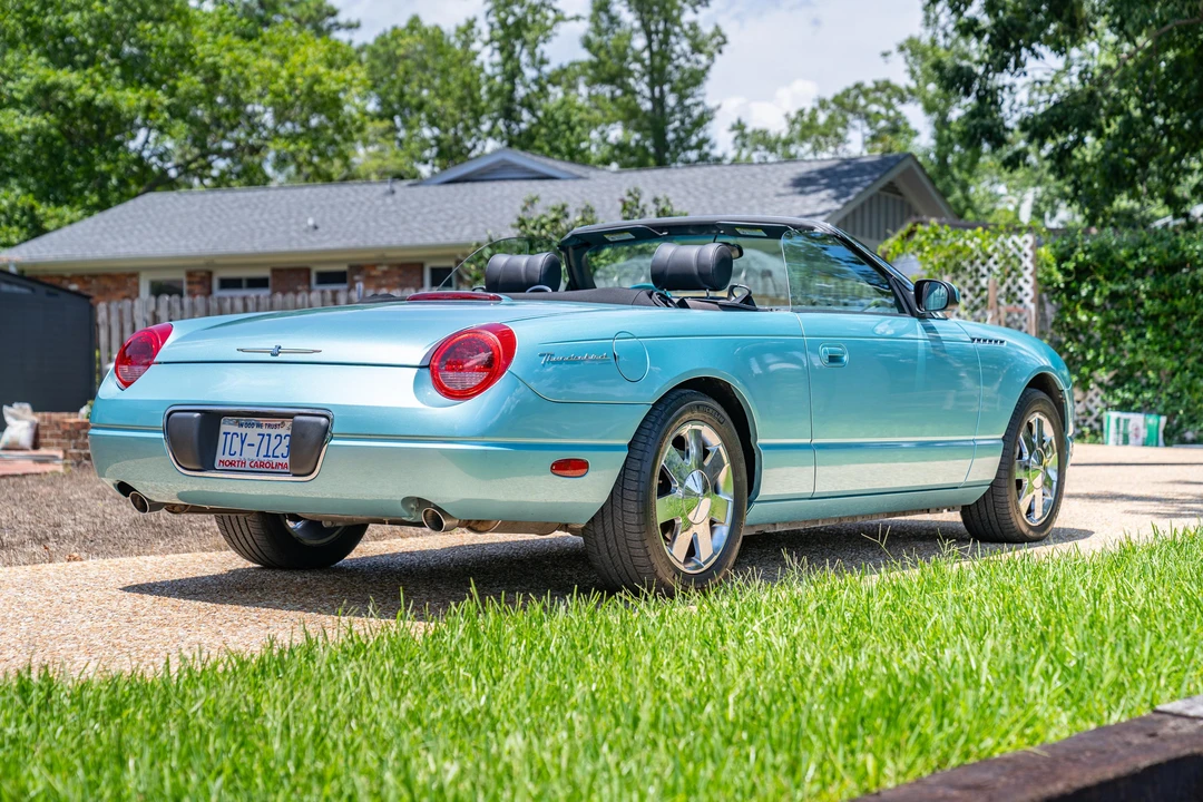2002 Ford Thunderbird 11th Gen - Image 8 of 31