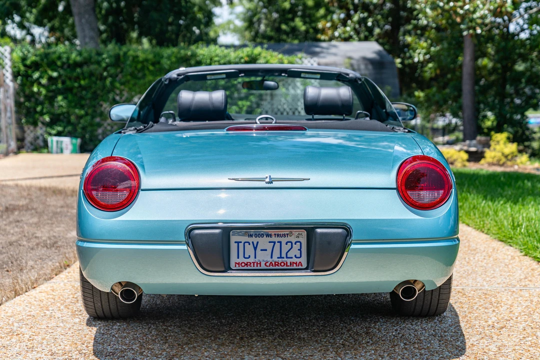 2002 Ford Thunderbird 11th Gen - Image 5 of 31