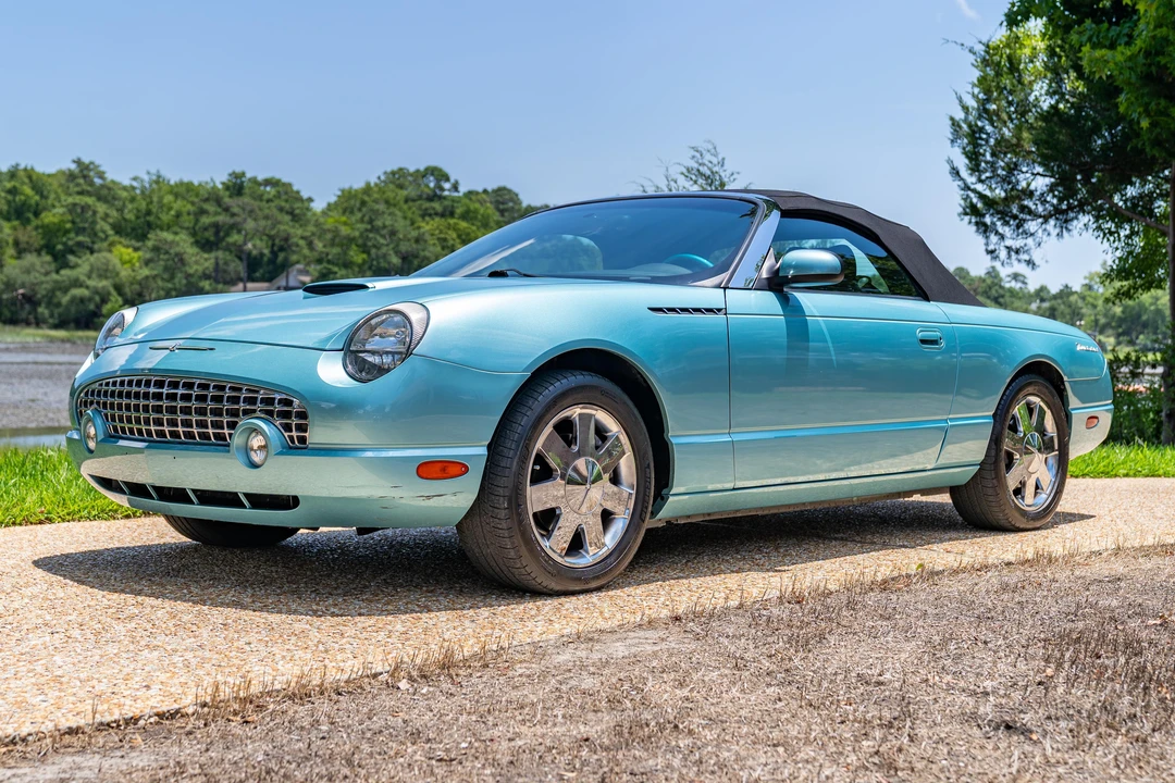 2002 Ford Thunderbird 11th Gen - Image 10 of 31