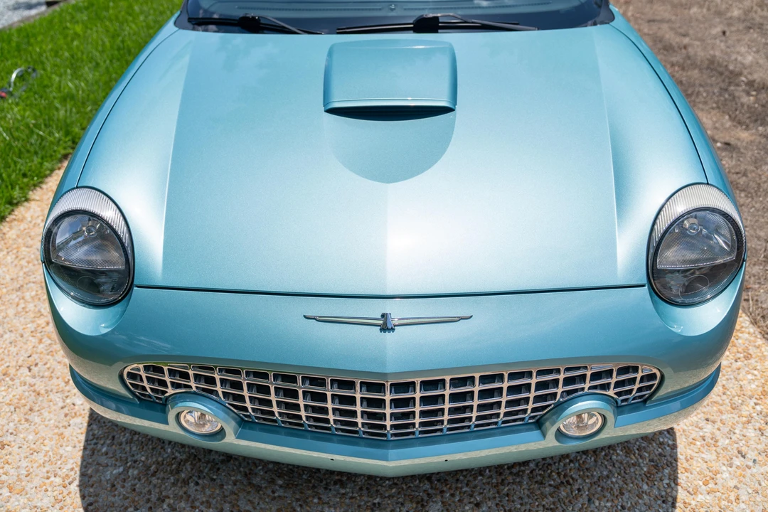 2002 Ford Thunderbird 11th Gen - Image 25 of 31