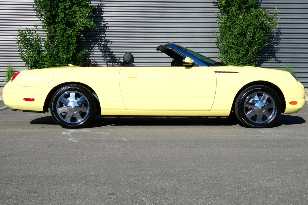2002 Ford Thunderbird 11th Gen - Image 3 of 5