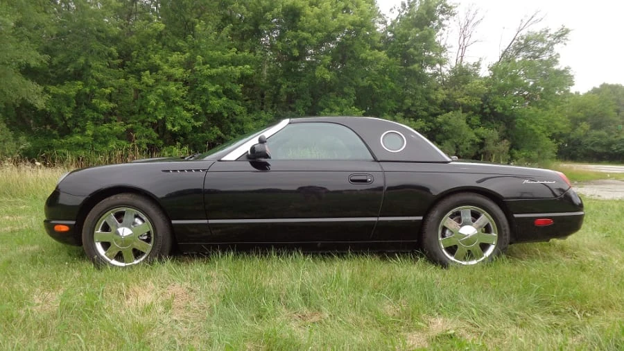 2002 Ford Thunderbird 11th Gen - Image 2 of 6
