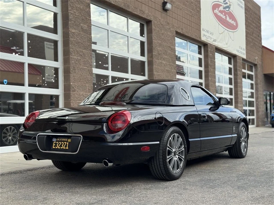 2002 Ford Thunderbird 11th Gen - Image 3 of 21