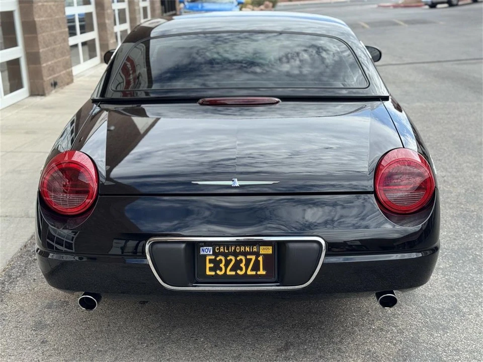 2002 Ford Thunderbird 11th Gen - Image 4 of 21