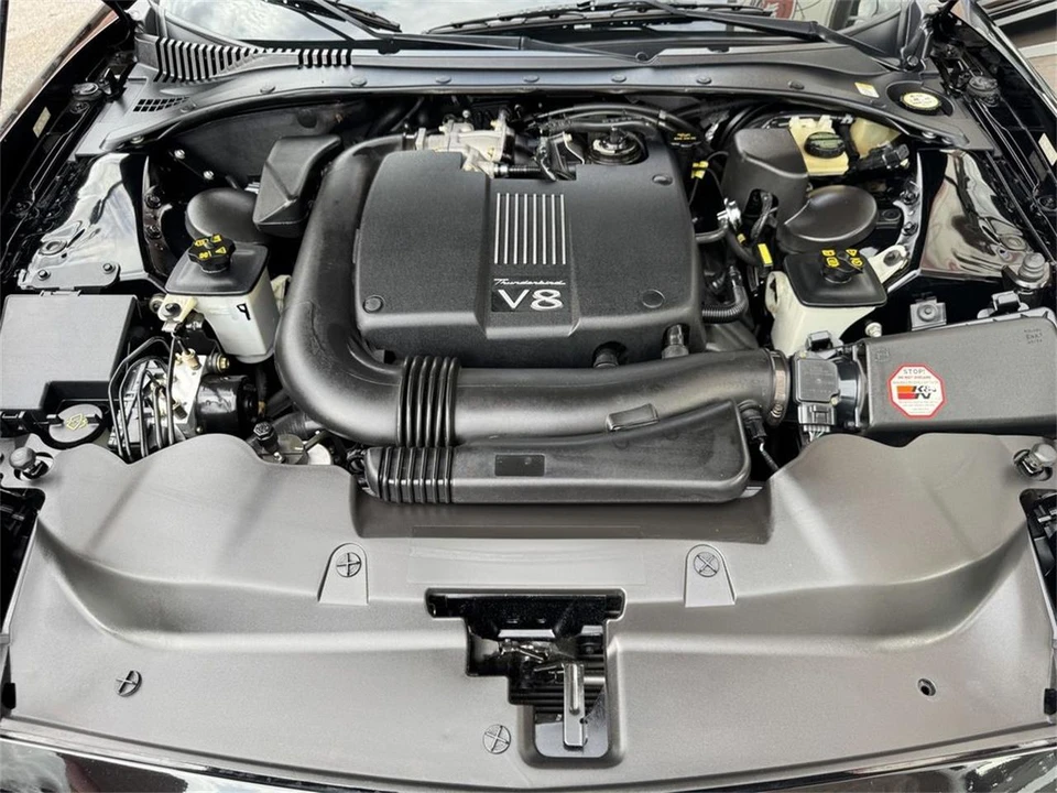 2002 Ford Thunderbird 11th Gen - Image 17 of 21