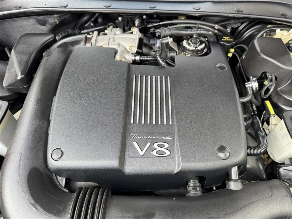 2002 Ford Thunderbird 11th Gen - Image 18 of 21