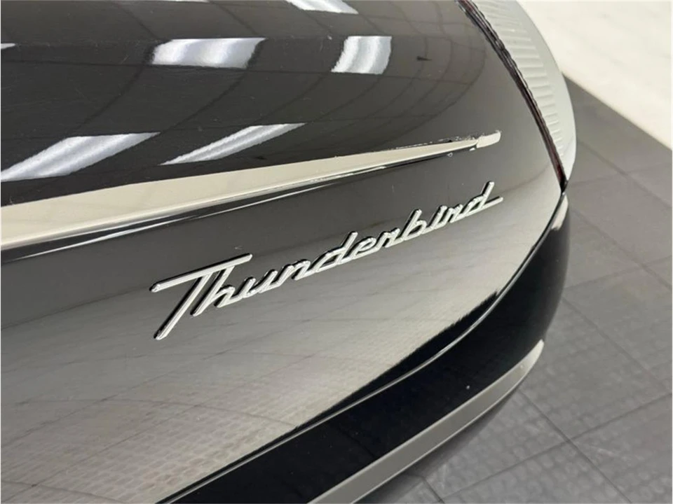 2002 Ford Thunderbird 11th Gen - Image 26 of 31