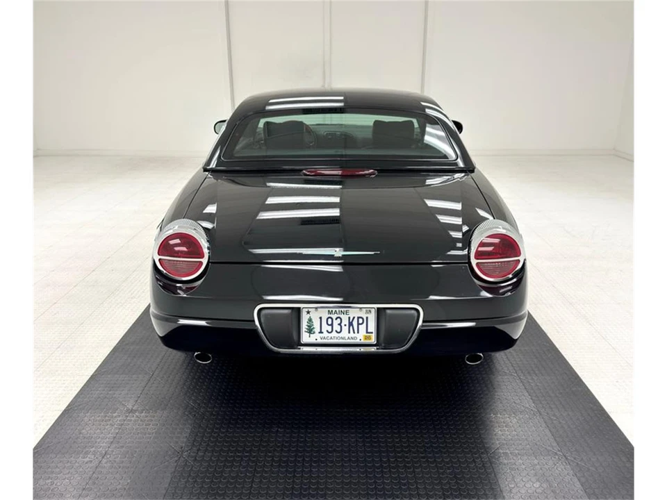 2002 Ford Thunderbird 11th Gen - Image 10 of 31
