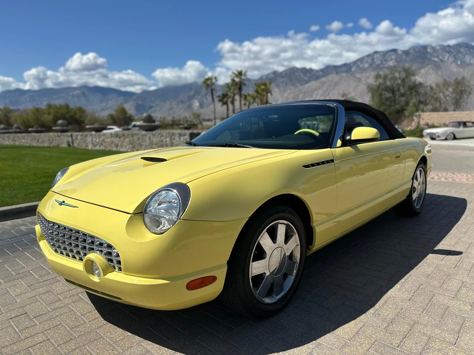 2002 Ford Thunderbird 11th Gen - Image 19 of 31