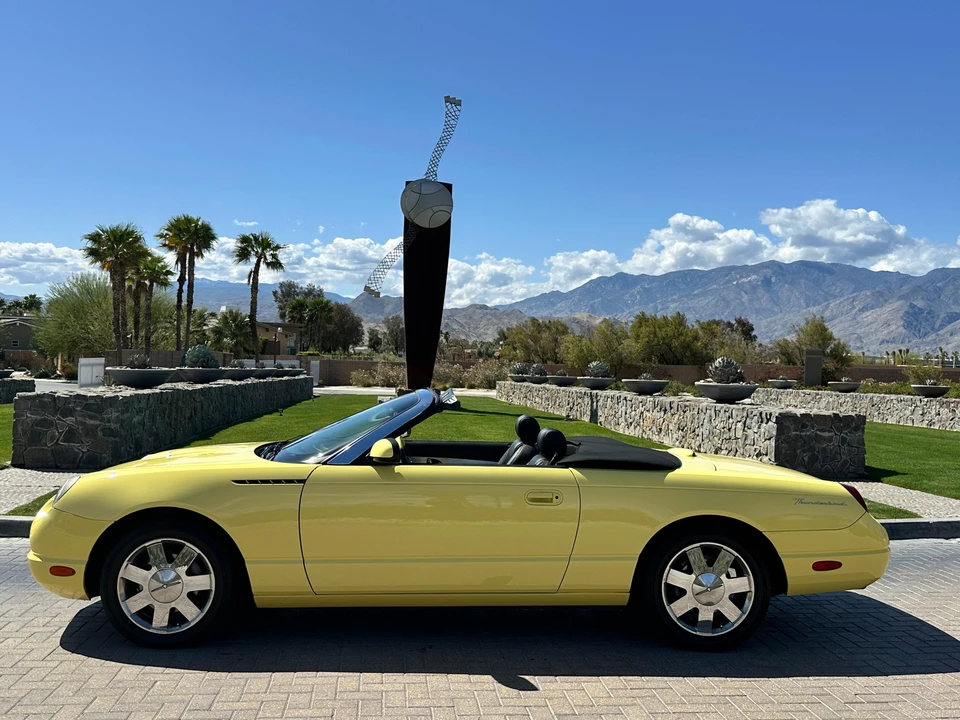 2002 Ford Thunderbird 11th Gen - Image 11 of 31