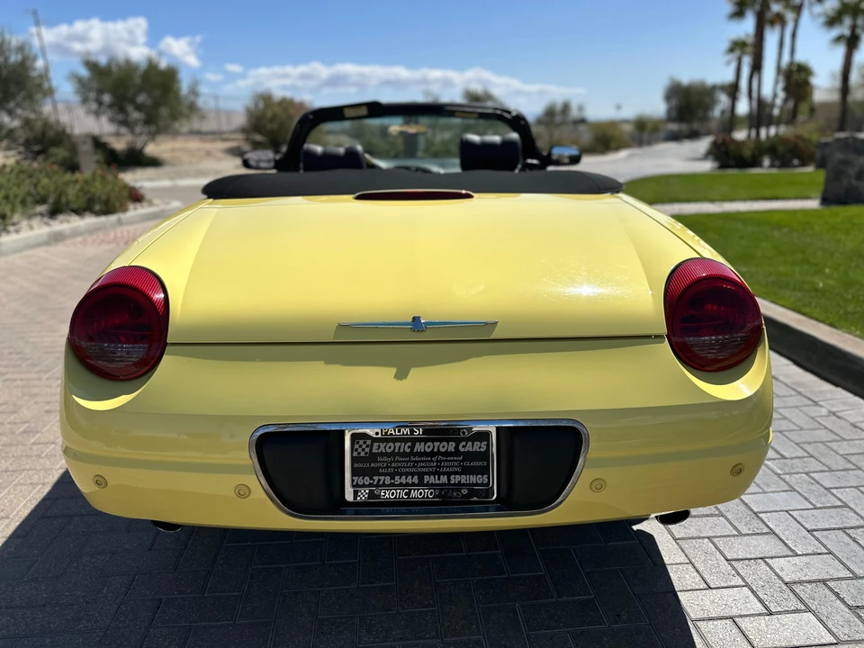 2002 Ford Thunderbird 11th Gen - Image 13 of 31