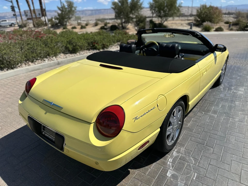 2002 Ford Thunderbird 11th Gen - Image 14 of 31