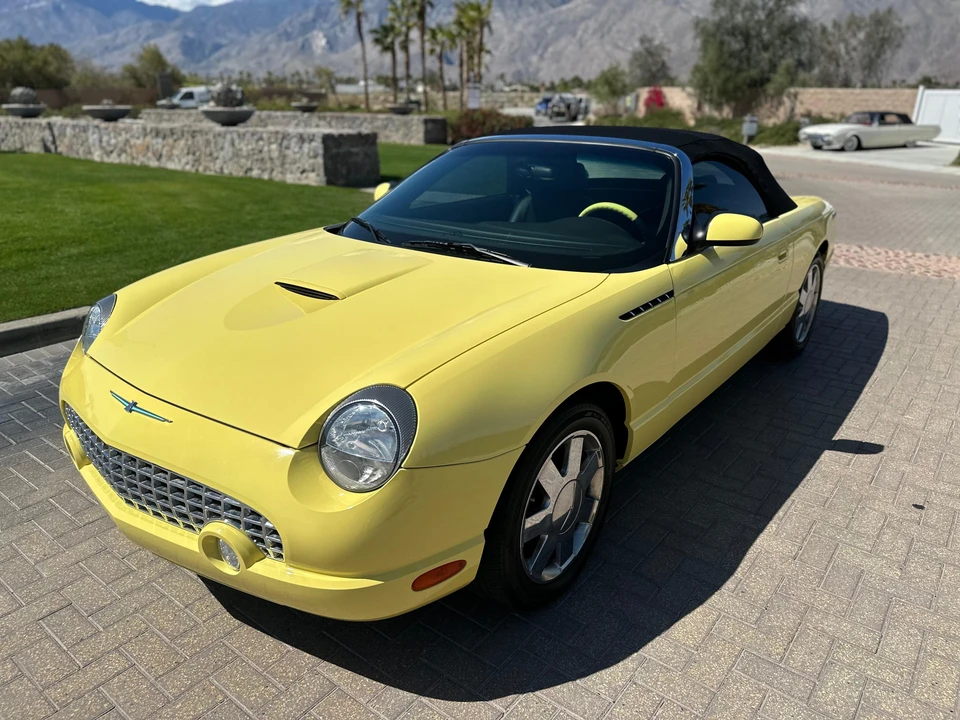 2002 Ford Thunderbird 11th Gen - Image 18 of 31