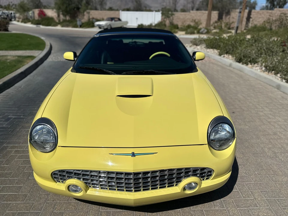 2002 Ford Thunderbird 11th Gen - Image 17 of 31