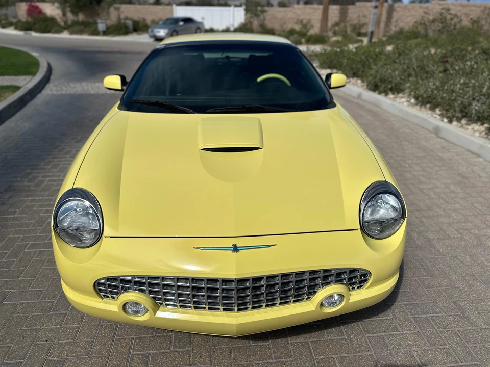 2002 Ford Thunderbird 11th Gen - Image 27 of 31