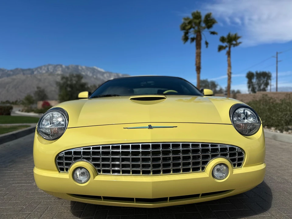 2002 Ford Thunderbird 11th Gen - Image 28 of 31