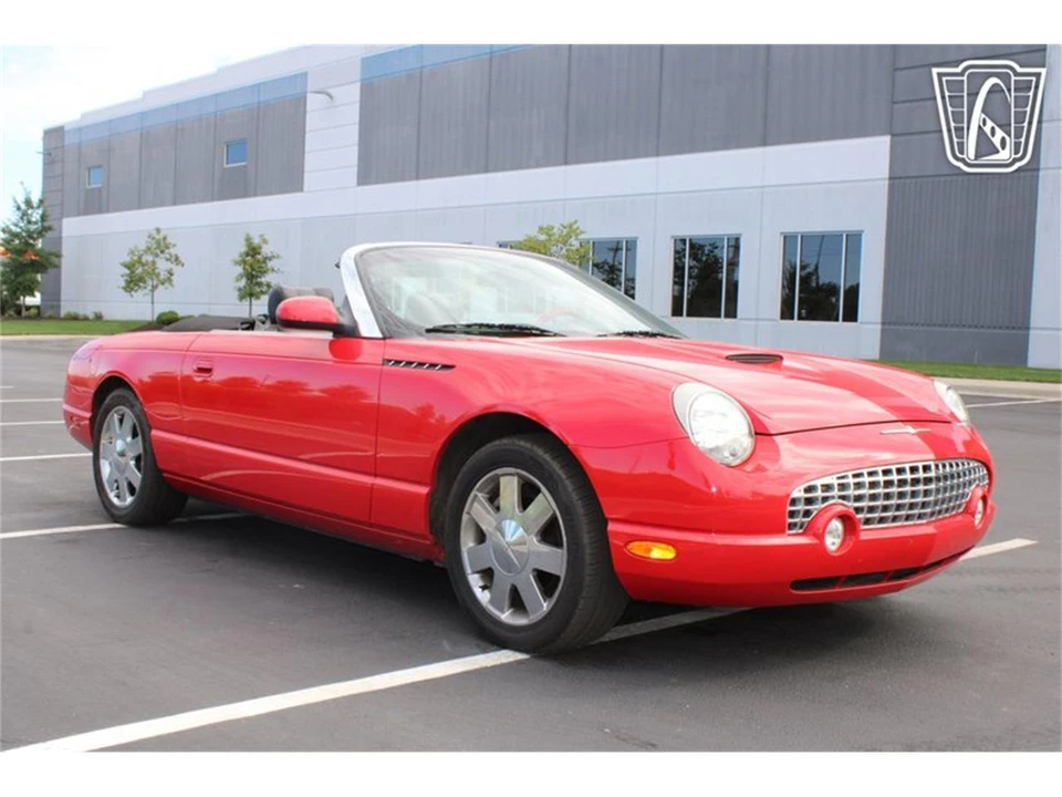 2002 Ford Thunderbird 11th Gen - Image 23 of 31