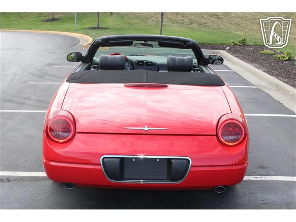 2002 Ford Thunderbird 11th Gen - Image 4 of 31