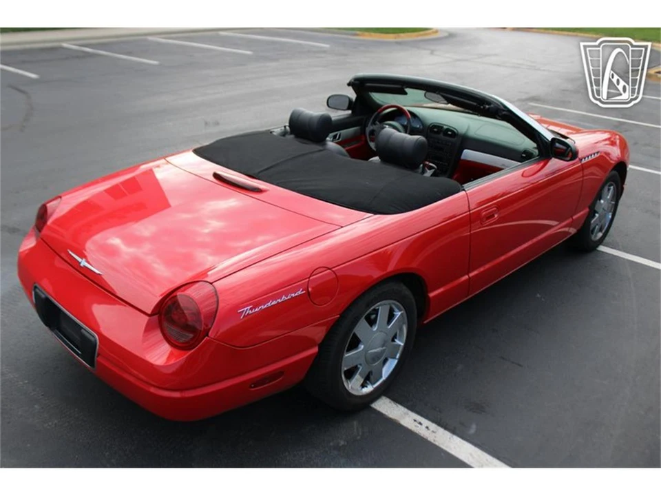 2002 Ford Thunderbird 11th Gen - Image 14 of 31