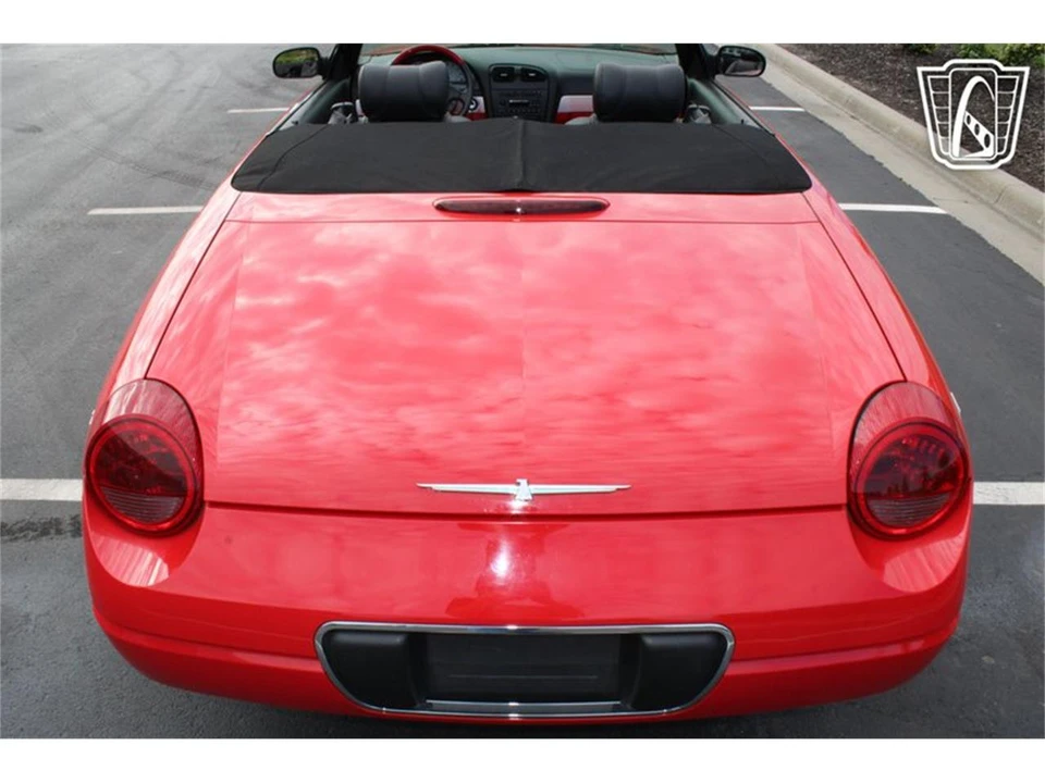 2002 Ford Thunderbird 11th Gen - Image 29 of 31