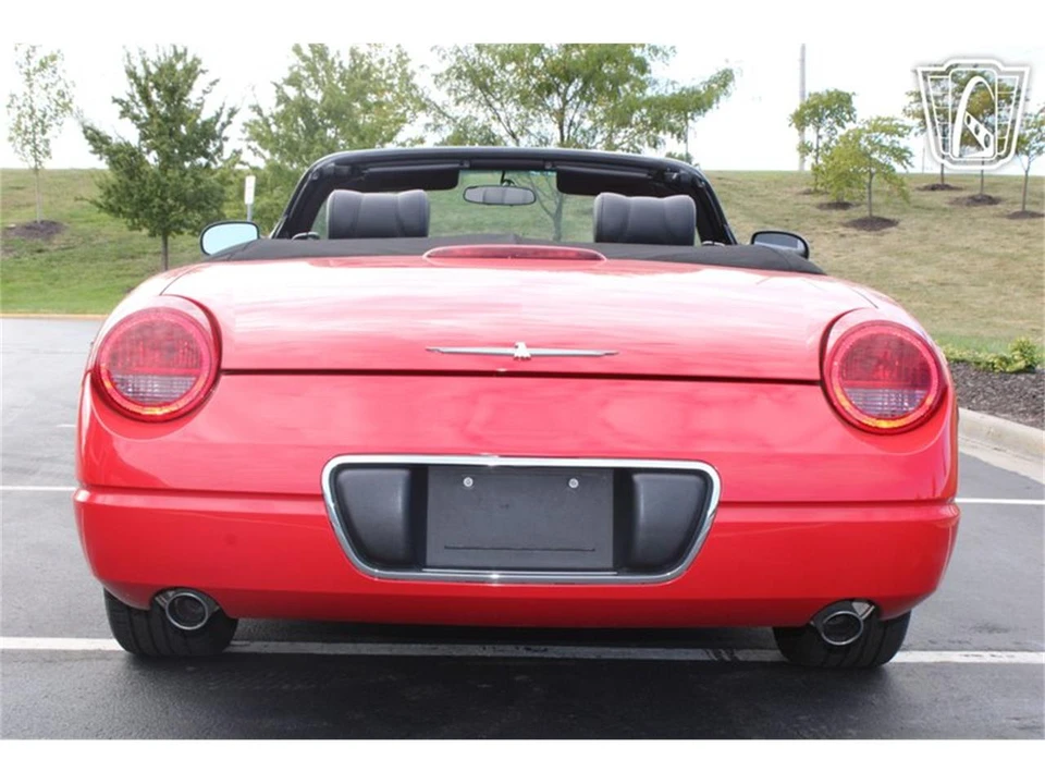 2002 Ford Thunderbird 11th Gen - Image 20 of 31