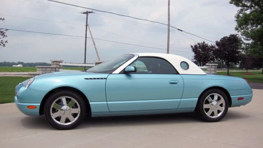 2002 Ford Thunderbird 11th Gen - Image 2 of 11