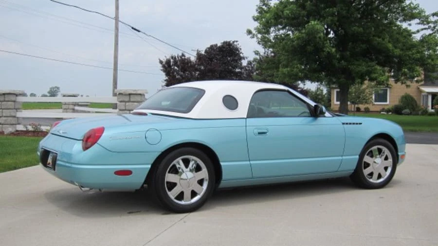 2002 Ford Thunderbird 11th Gen - Image 2 of 12