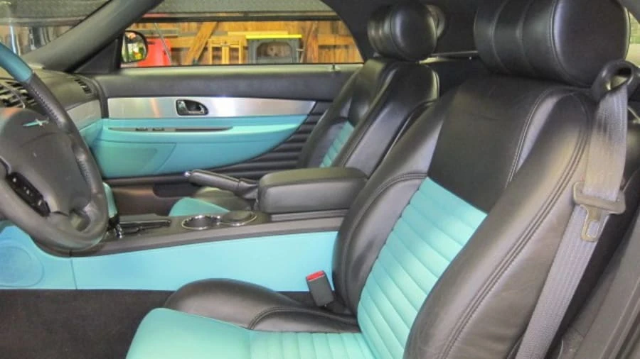 2002 Ford Thunderbird 11th Gen - Image 4 of 12