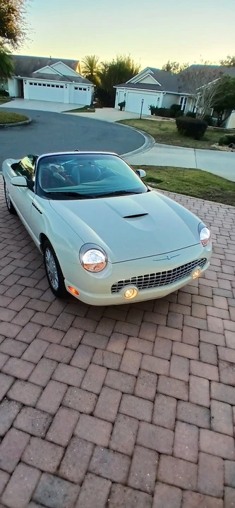 2002 Ford Thunderbird 11th Gen - Image 2 of 22