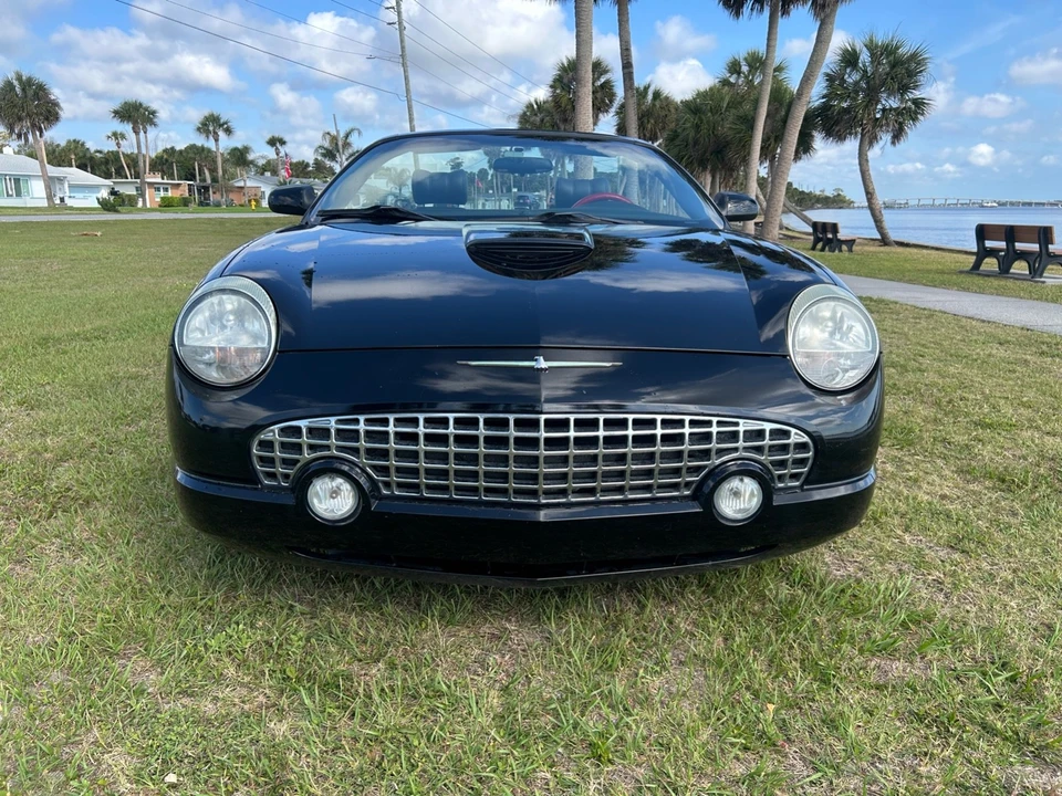 2002 Ford Thunderbird 11th Gen - Image 3 of 18