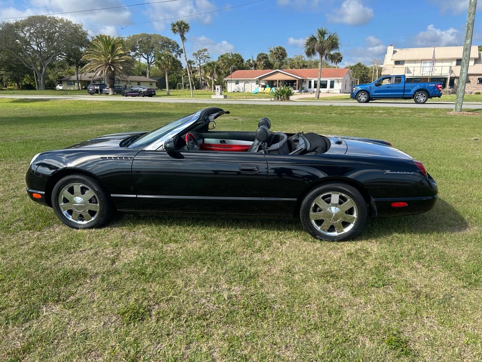 2002 Ford Thunderbird 11th Gen - Image 9 of 18