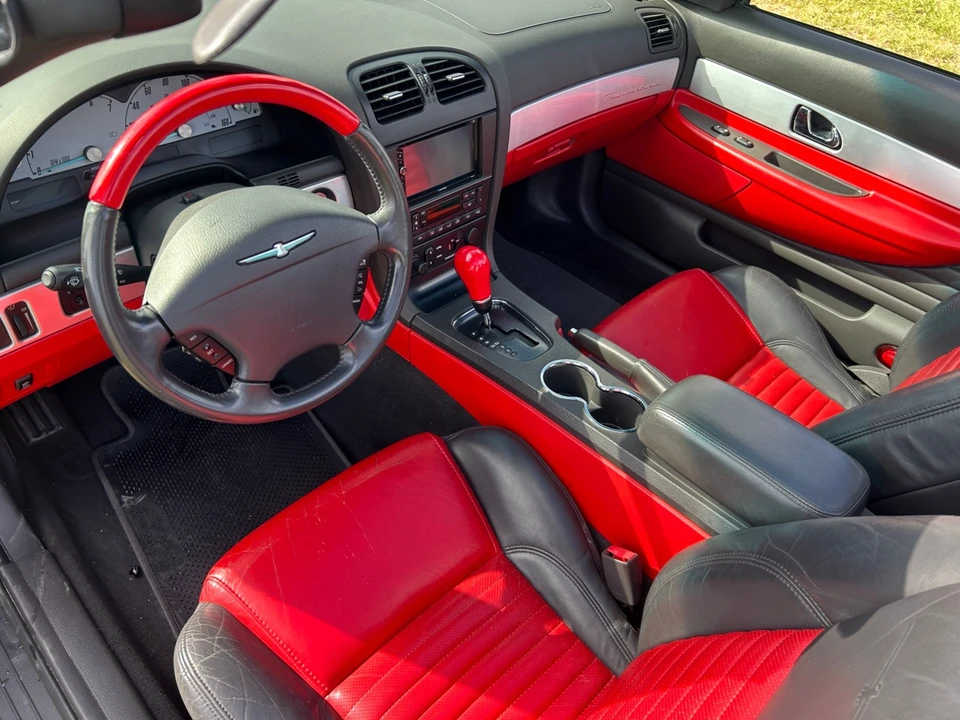 2002 Ford Thunderbird 11th Gen - Image 12 of 18
