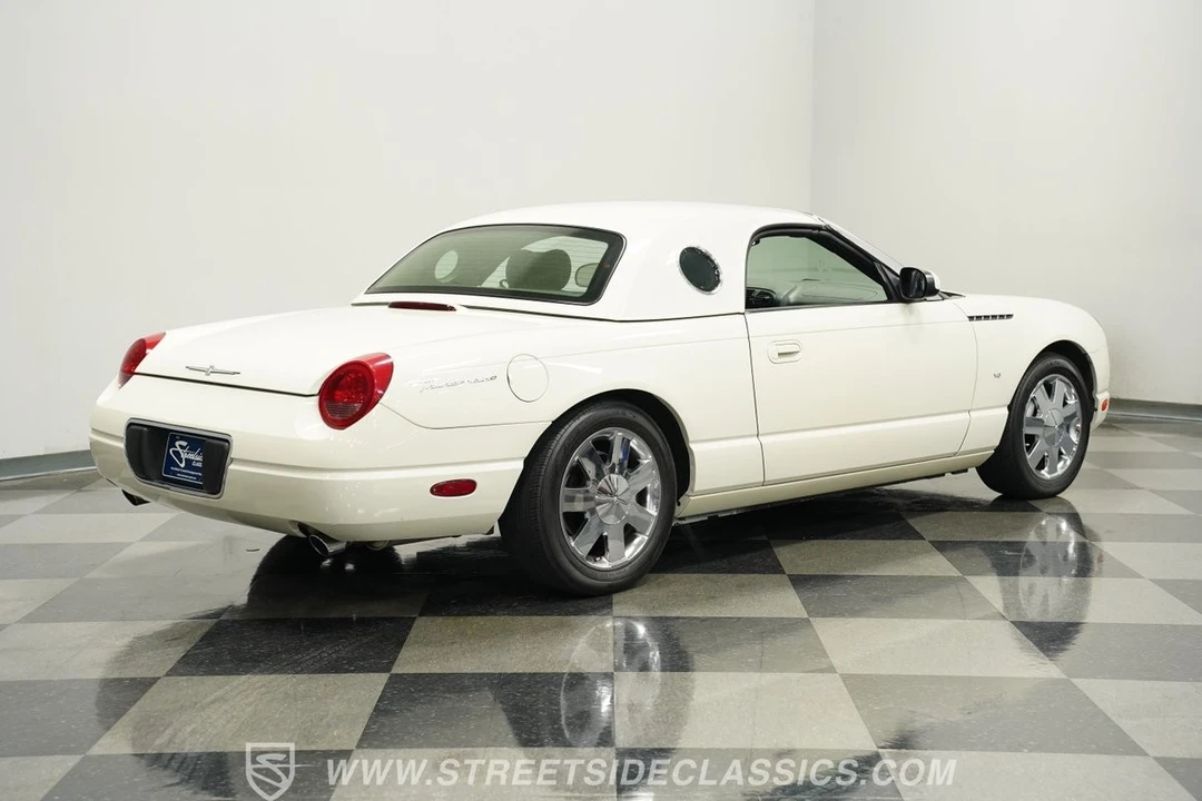 2002 Ford Thunderbird 11th Gen - Image 12 of 21