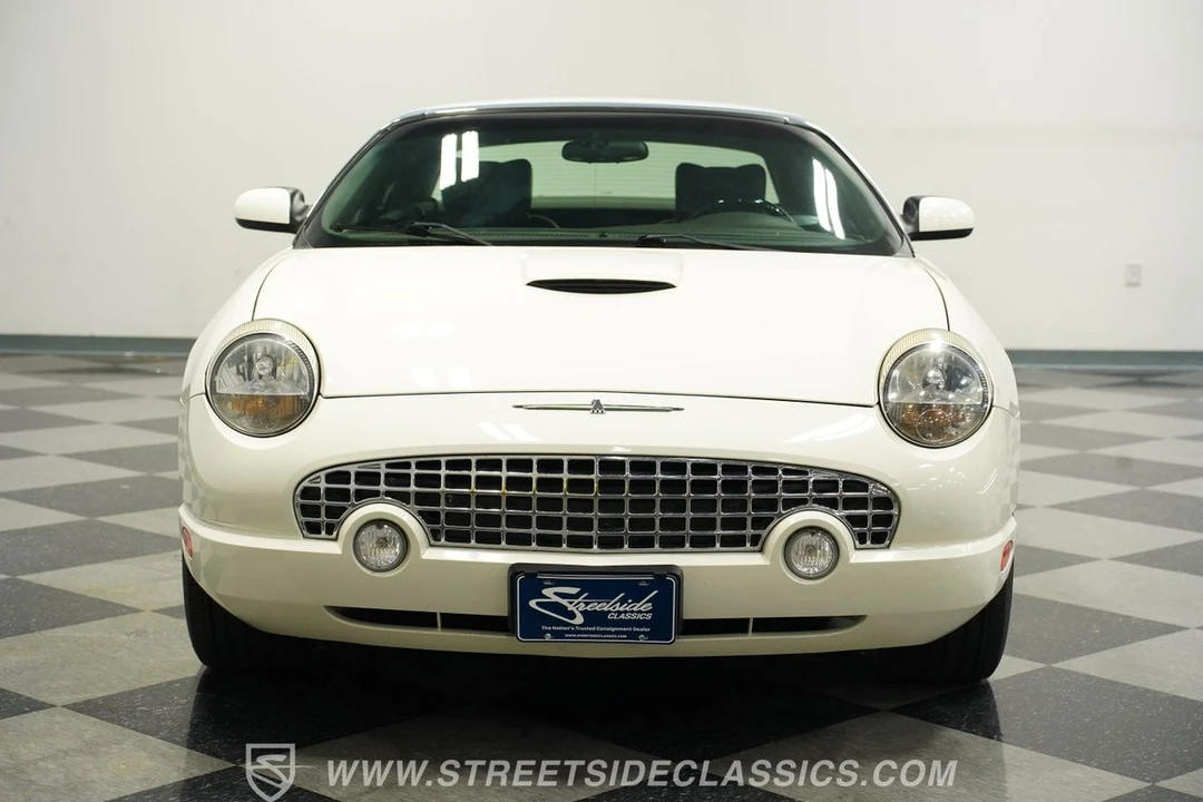 2002 Ford Thunderbird 11th Gen - Image 17 of 21