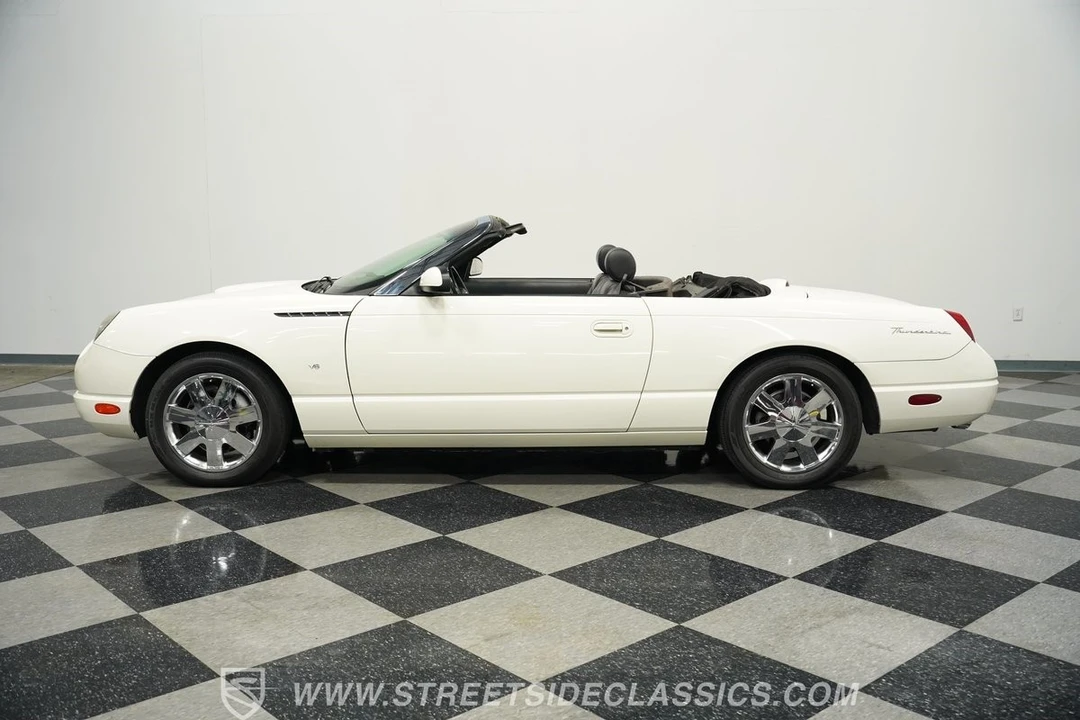 2002 Ford Thunderbird 11th Gen - Image 8 of 12
