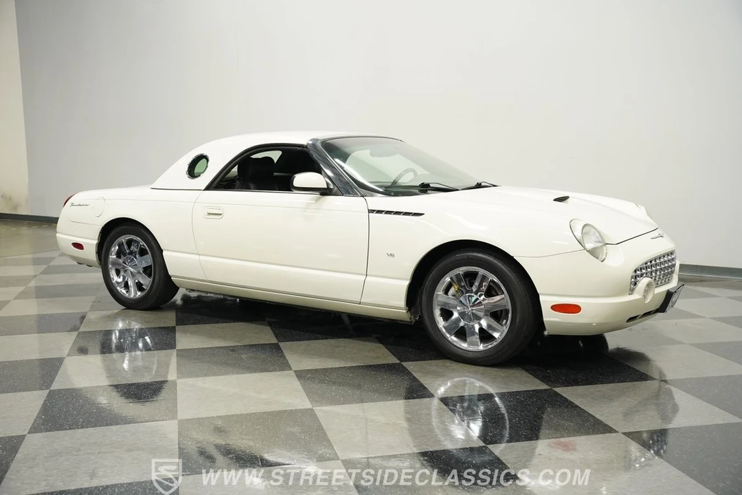 2002 Ford Thunderbird 11th Gen - Image 15 of 21