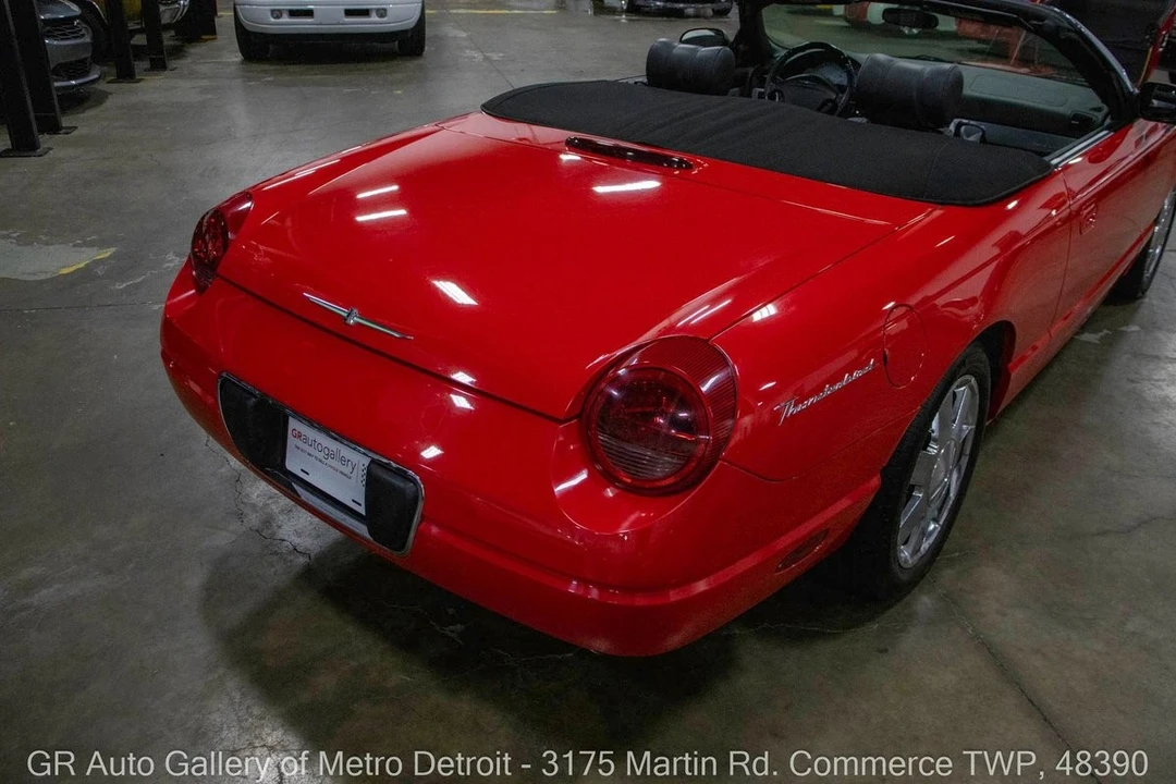 2002 Ford Thunderbird 11th Gen - Image 17 of 21