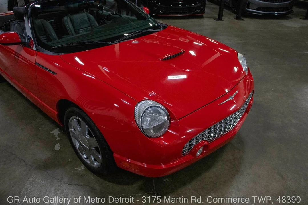 2002 Ford Thunderbird 11th Gen - Image 15 of 21