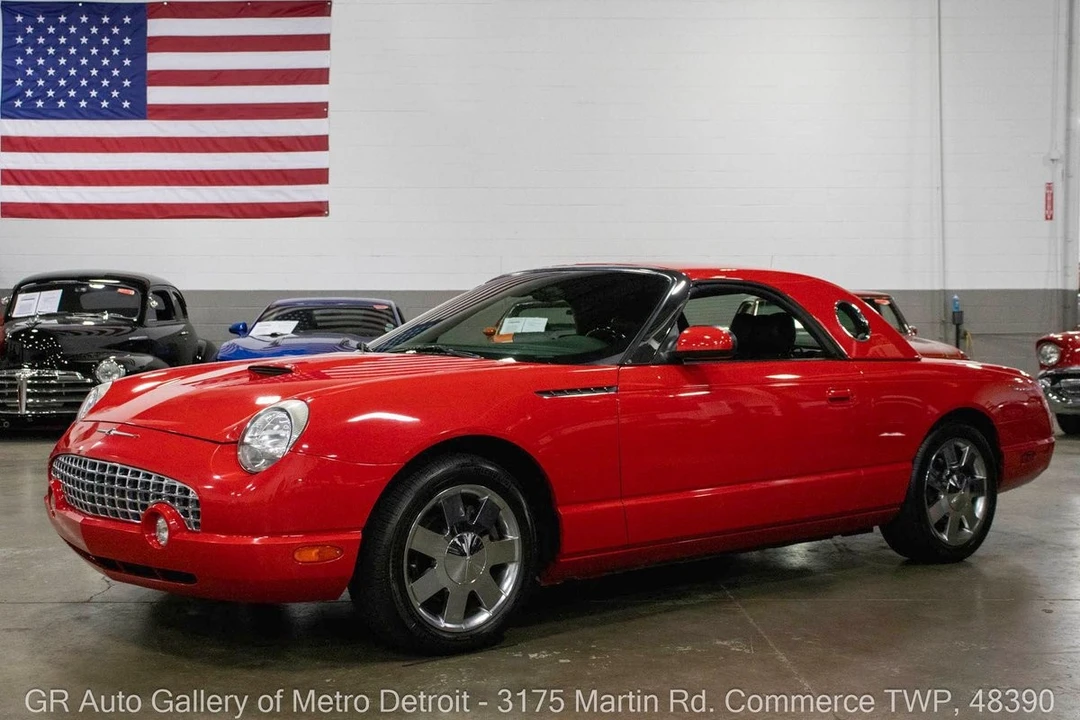2002 Ford Thunderbird 11th Gen - Image 3 of 12