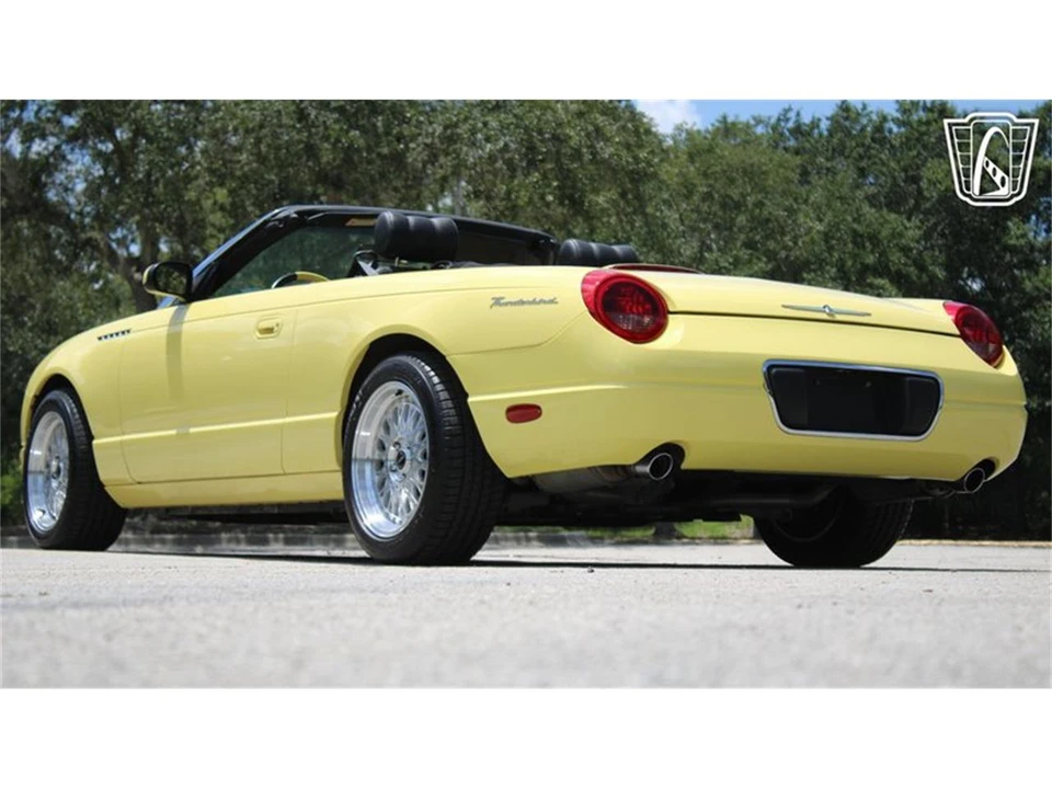 2002 Ford Thunderbird 11th Gen - Image 11 of 31